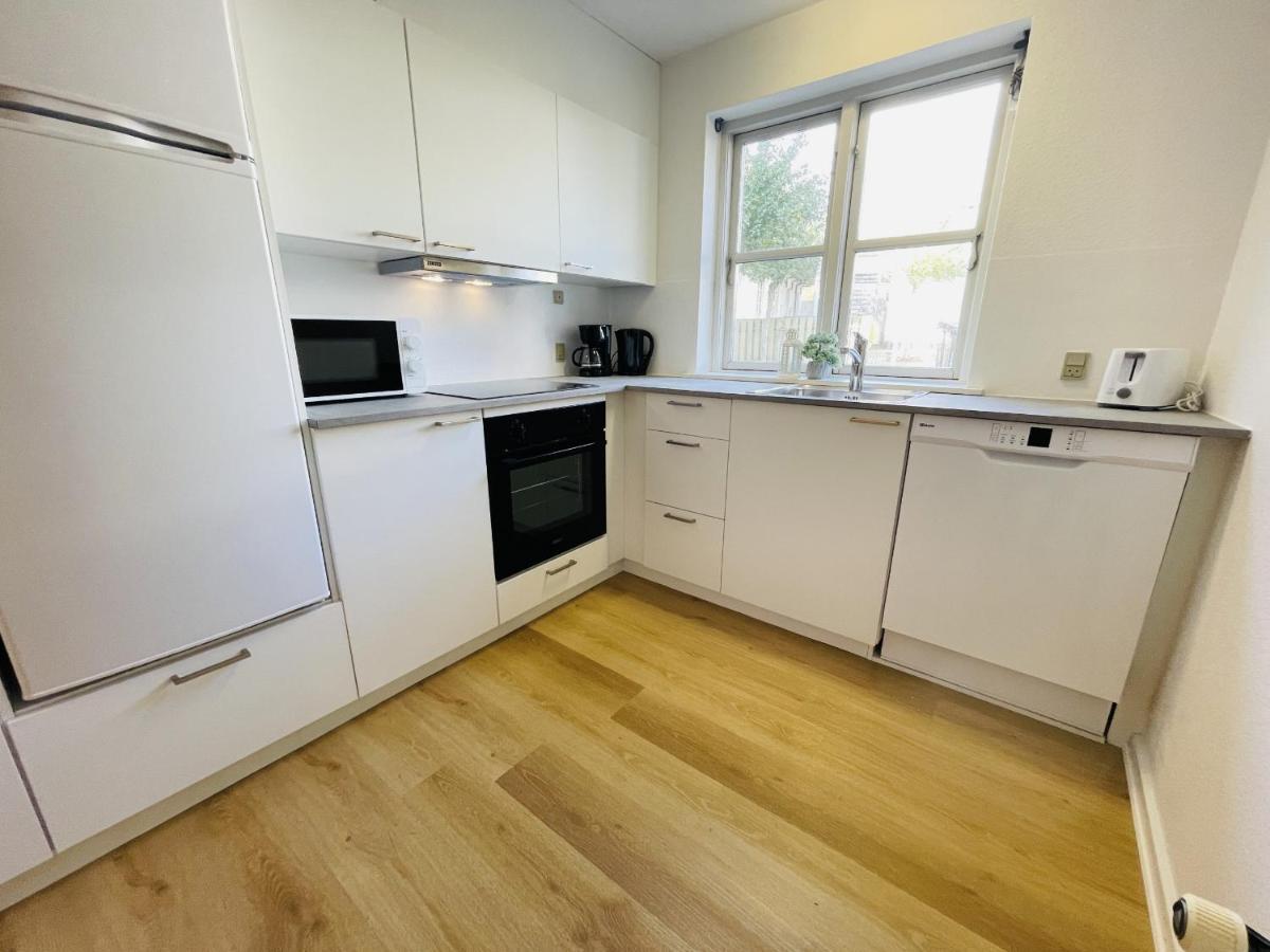 Aday - Central Terrace Apartment In Hjorring Exterior photo